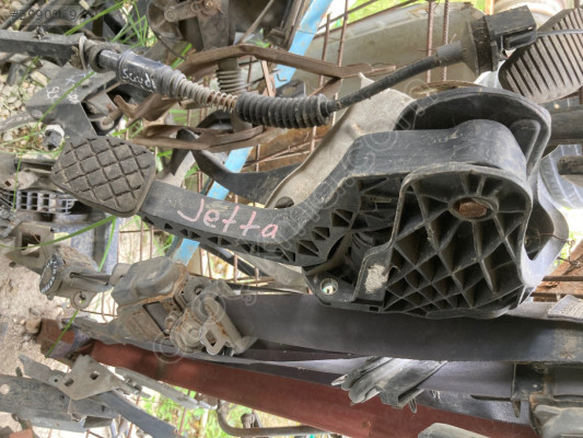 Volkswagen jette debriyaj pedalı