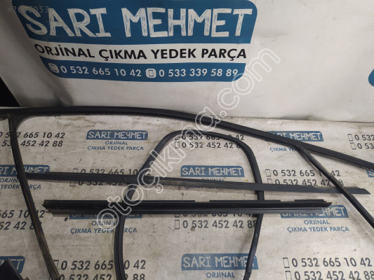 ÇIKMA VW PASSAT B5 B5.5 SAĞ ÖN KAPI FİTİLİ