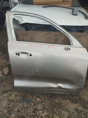 VOLVO XC40 SAĞ ÖN KAPI ÇIKMA ORJİNAL