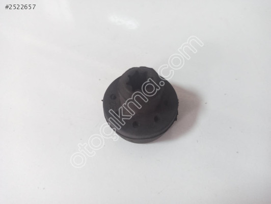 Clio 4 / Captur / Logan Radyatör Alt Lastiği 215063995R