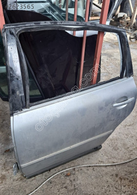 VOLKSWAGEN PASSAT ARKA KAPI sol