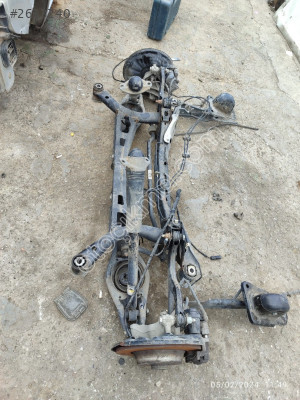 Volkswagen sag sol arka ametisör orjinal hatasız