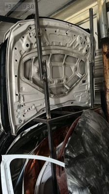 BMW F20 MOTOR KAPUTU