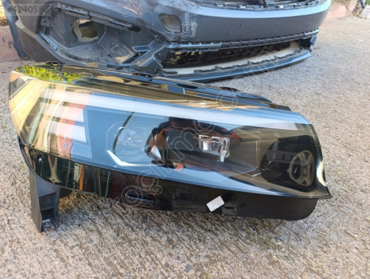 OPEL COMBO SAĞ FAR LEDLİ ORJİNAL ÇIKMA 20222024