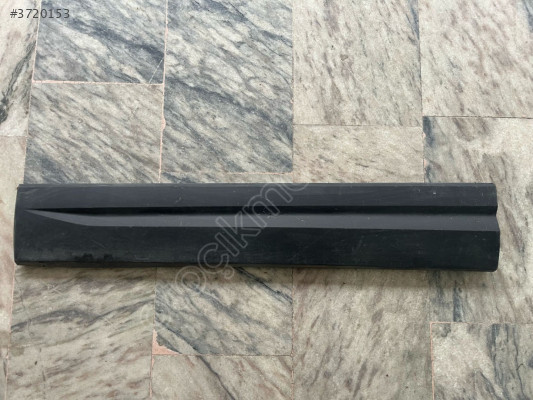 Seat Ateca Sol Ön Kapı Çıtası Orijinal – 575854939