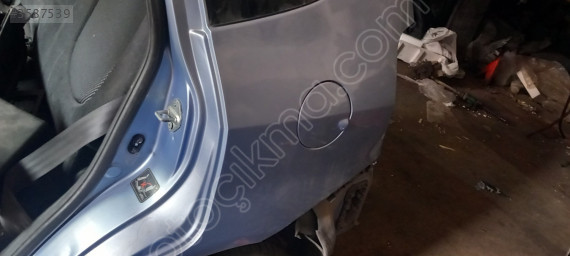 Çıkma honda jazz sol arka çamurluk