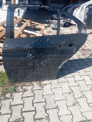 2017 2022 Mercedes e serisi w213 sol arka kapı