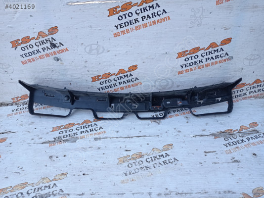 RENAULT MEGANE 4 ARKA TAMPON ORTA BRAKETİ ÇIKMA ORJ 2016-2019