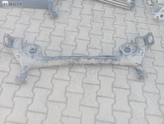 2017 2025 Toyota Yaris arka dingil