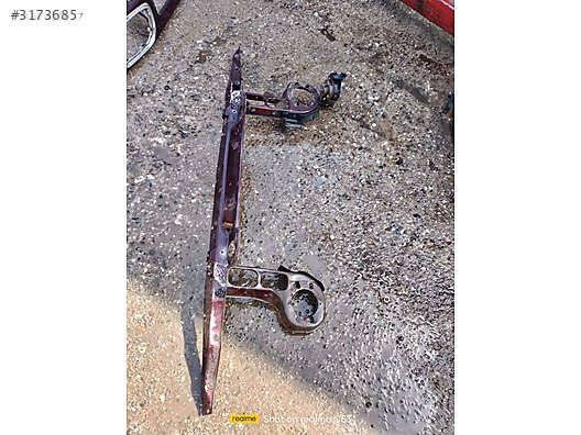 BMW E 36 ÖN PANEL VE FAR ALTI BIYIK BULUNUR
