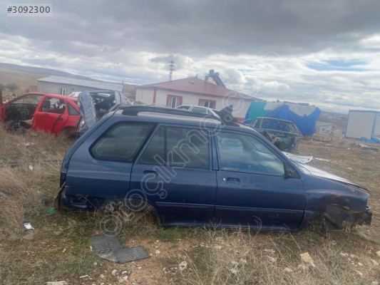 Kia prida sağ ön kapı