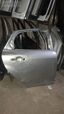 FORD FOCUS SAĞ ARKA KAPI GRİ ORJ ÇIKMA 2011-18
