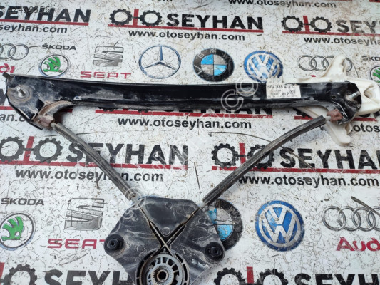 5G4839461C golf 7 sol arka cam krikosu