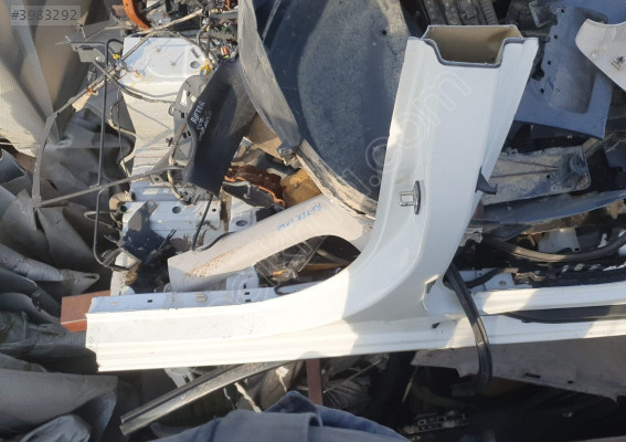 peugeot rifter 2020 kesme sol orta direk (son fiyat)
