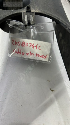 CADDY 04-11 ÇIKMA VİTES ORTA KONSOLU -  2K0863241C