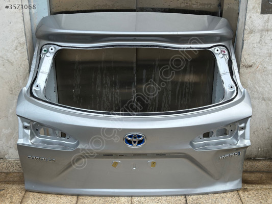TOYOTA COROLLA CROSS ÇIKMA ORJİNAL BAGAJ KAPAĞI BD2