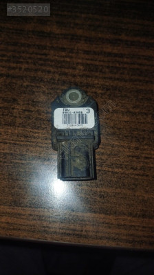 2002-2007 Toyota Corolla Airbag sensörü (3 numaralı)