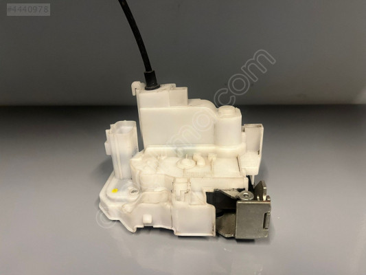 FİAT EGEA ARKA KAPI KİLİDİ SAĞ ORJİNAL 519876030