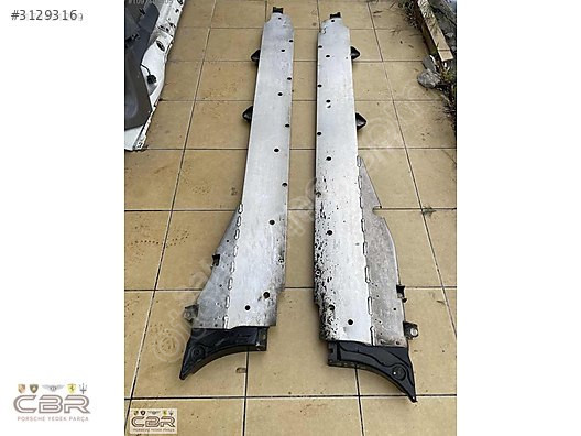 PORSCHE CAYENNE MARŞPİYEL SACI SAĞ SOL ALT 7P5853820A