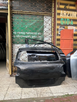 Citroen C3 Aircross Bagaj Kapağı Orijinal Tertemiz