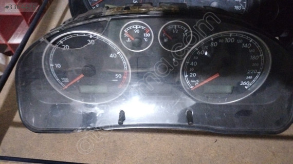 Volkswagen Passat 1.8 kilometre saati