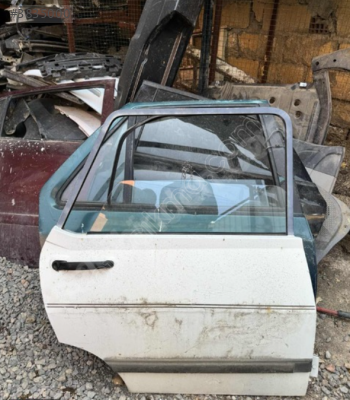 RENAULT 12 SAĞ ARKA KAPI ORJİNAL EYUPCAN OTO'DA