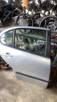 SEAT TOLEDO SAĞ ARKA KAPI ASEL OTO