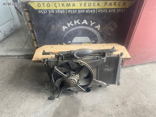 Volvo V40 Fan Motoru 1.9 Dizel Orjinal Çıkma