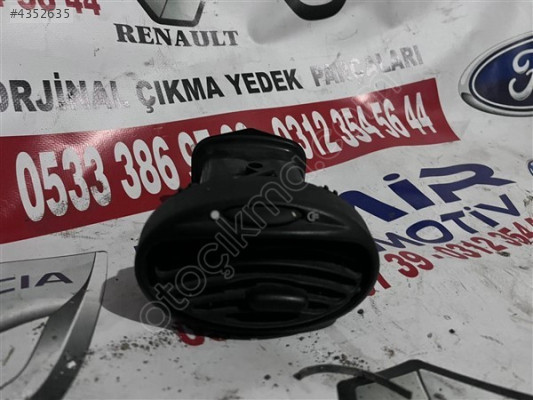 Ford Focus 1 kalorifer ızgarası