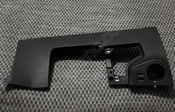 2G1858365D VW Polo Direksiyon Alt Kaplaması