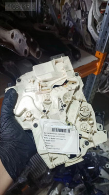 MERCEDES VİTO W447 KAPI KİLİDİ ORJİNAL ÇIKMA PARÇA