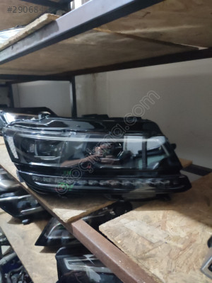 Volkswagen Tiguan sağ far orjinal çıkma parça