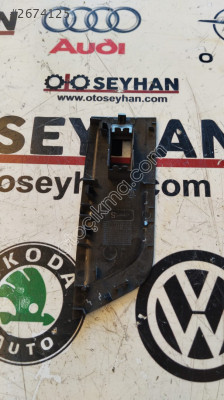 5E3867172 Skoda Octavia 2021 ön sağ kapı tekli cam düğmesi