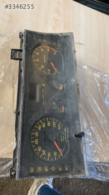 RENAULT 21 KM SAATİ