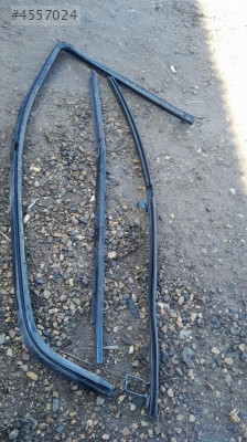 Renault scenic 1 sag ön kapı cam fitili