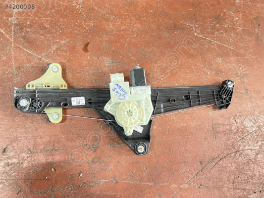 RENAULT CLİO 5 ÇIKMA CAM KRİKOSU