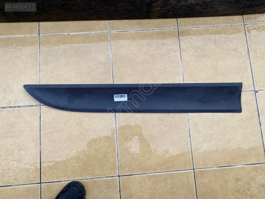 PORSCHE MACAN KAPI ÇITASI ÖN SAĞ 95B837890 2015/2022