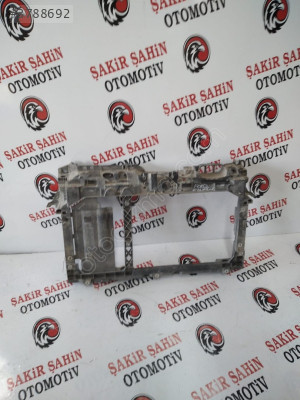Ford Tourneo Courier Çıkma ÖN PANEL Yedek Parça