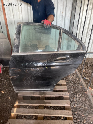 MERCEDES C180 2009 2012 SOL ARKA KAPI  BOYASIZ HATASIZ