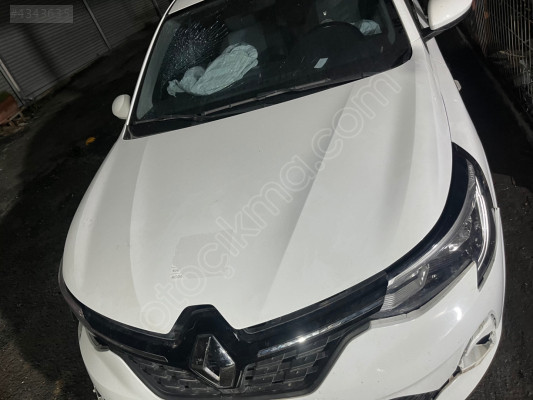 RENAULT TALİANT ÖN KAPUT BEYAZ ORJİNAL SÖKME HATASIZ