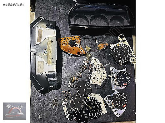 MERCEDES W124-W126-W201 ÇEŞİTLİ KM GÖSTERGE PANEL MALZEMELERİ
