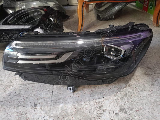 VW TİGUAN 2025 SAĞ SOL FAR ORİJİNAL ÇIKMA FAR GARAGE