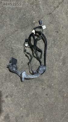 2023 RENAULT TAİLANT SAĞ ÖN KAPI TESİSAT