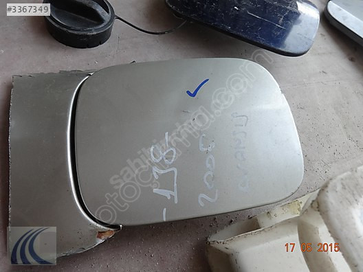 TOYOTA AVENSIS 2004 ÇIKMA DIŞ DEPO KAPAĞI