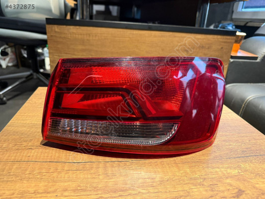 AUDİ A3 2013 2016 SEDAN SAĞ DIŞ STOP ÇIKMA ORJİNAL 8V5945096