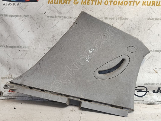 Kia Rio Hatchback 2005 - 2011 Sol Arka Direk Plastiği
