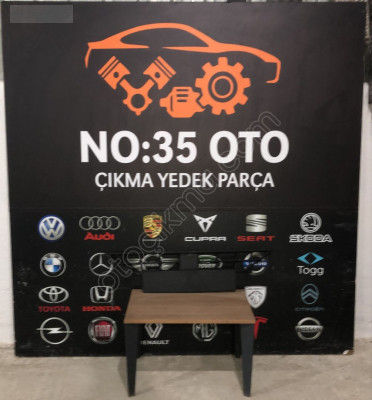 5FA853667A SEAT LEON ÖN TAMPON ORTA IZGARA 2020-2023