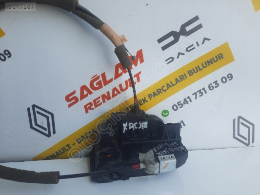 Kadjar Orijinal Çıkma Sağ Arka Kapı Kilidi 825014EA2A
