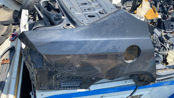 volkswagen passat b7 kesme sağ arka çamurluk (son fiyat)