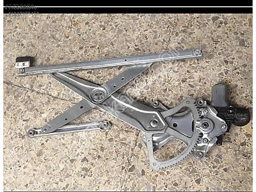 Corolla sağ ön cam krikosu